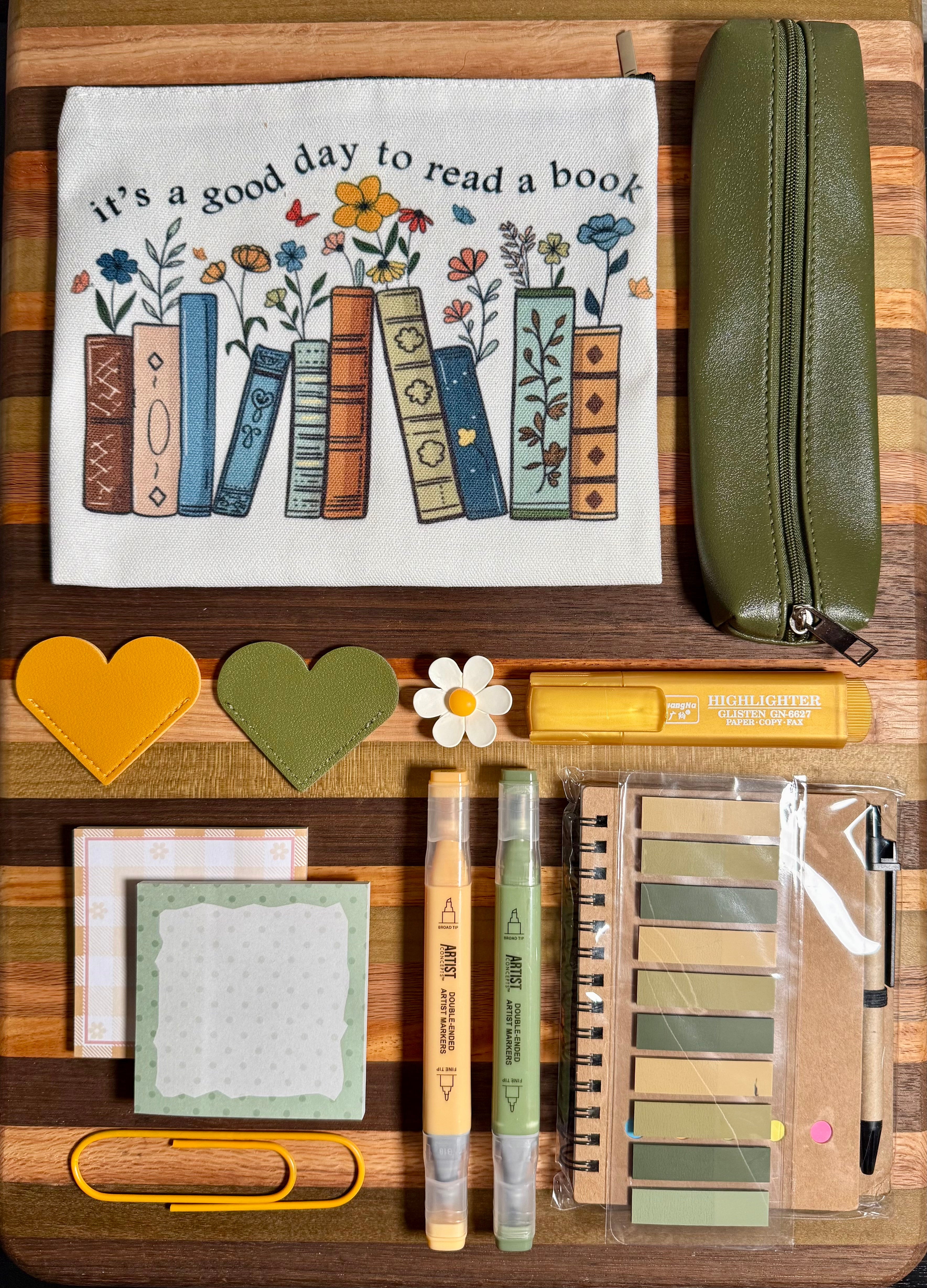 📚It's a good day to read a book bundle